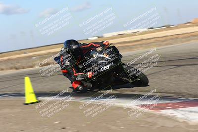 media/Nov-03-2024-TrackDaz (Sun) [[44580f4982]]/A Group/2pm (Grapevine)/